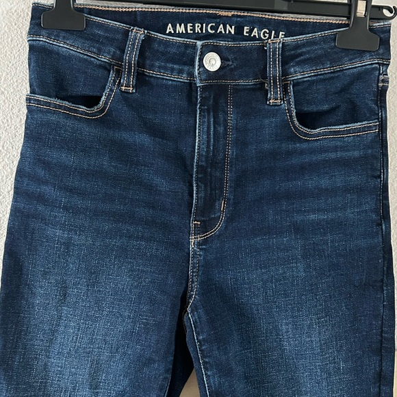 American Eagle Next Level Super HR Jegging Dark Wash Size 2 Short(Hemmed) - Picture 5 of 16